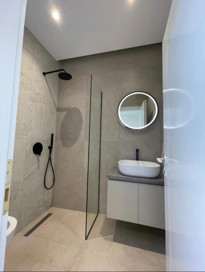 סרנדה Villa Xhefri 2 מראה חיצוני תמונה