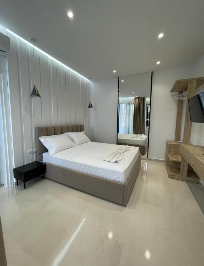 סרנדה Villa Xhefri 2 מראה חיצוני תמונה
